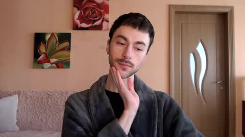 Tom online show from 04-24-26, 01:24