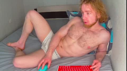 whitebars22 online show from 04-12-26, 09:36