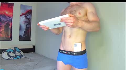 whitebars22 online show from 07-14-26, 05:45