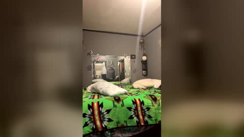 whiteboiiandhisbitch online show from 04-03-26, 05:05