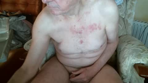 whitebriefs009 online show from 12-30-24, 11:04