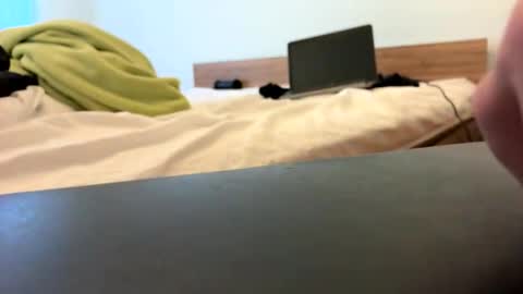 whitebulgarian online show from 09-14-25, 03:22