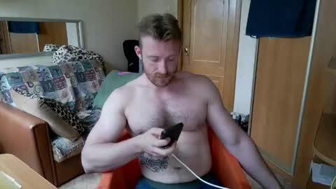 Snapshot of whitebull97 chatting on 06-04-26, 02:45 WhiteBull online show from 06-04-26, 02:45