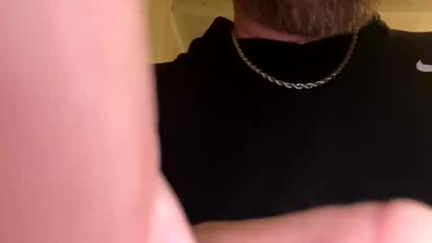 Snapshot of whitechoc2012 chatting on 10-31-25, 04:02 whitechoc2012 online show from 10-31-25, 04:02