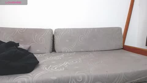 Dylan white online show from 01-08-25, 03:07