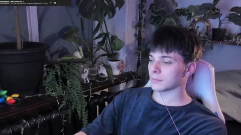 Gus online show from 12-30-24, 07:21