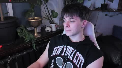 Gus online show from 01-21-25, 05:20