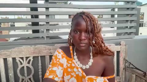 Snapshot of whitenightandqueen chatting on 01-12-26, 06:13 whitenightandqueen online show from 01-12-26, 06:13