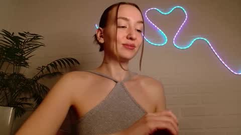 You wont find me here on Saturdays and Sundays  online show from 03-06-26, 04:25