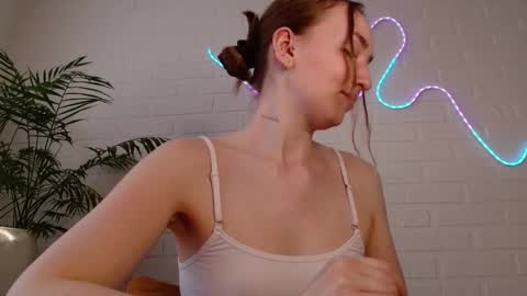 You wont find me here on Saturdays and Sundays  online show from 03-27-26, 02:17