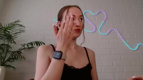 You wont find me here on Saturdays and Sundays  online show from 04-21-26, 01:06