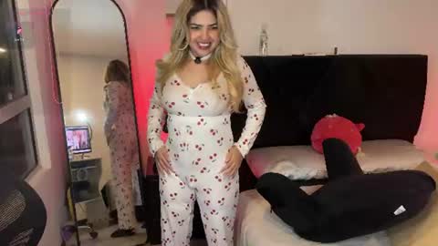 EMMA online show from 07-29-26, 01:59