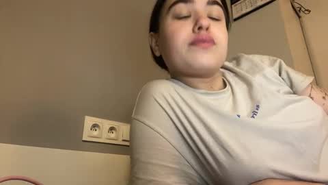 Eve online show from 11-23-25, 02:28