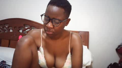 whitney_ly online show from 07-28-26, 08:21