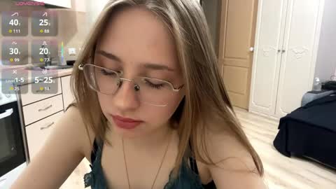 Vicky online show from 04-25-26, 07:11