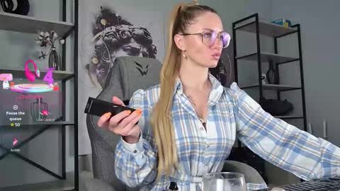 whitneypunnch online show from 02-14-26, 11:40