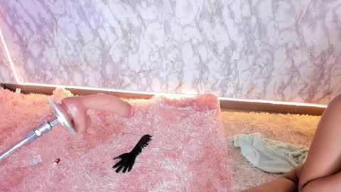 whitneyyfox online show from 03-02-25, 07:43