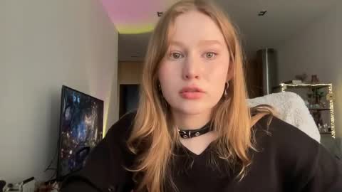 Alisa online show from 04-21-26, 07:47