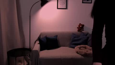 whoislulu online show from 12-01-25, 07:41