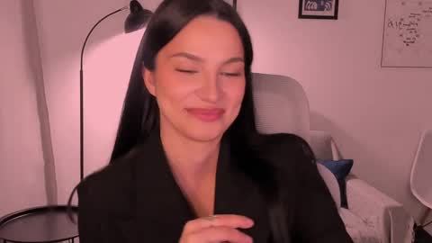 whoislulu online show from 04-24-26, 07:05