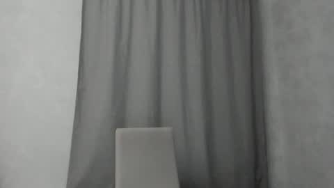 Snapshot of why_again_me chatting on 04-03-26, 07:12 Veronica online show from 04-03-26, 07:12