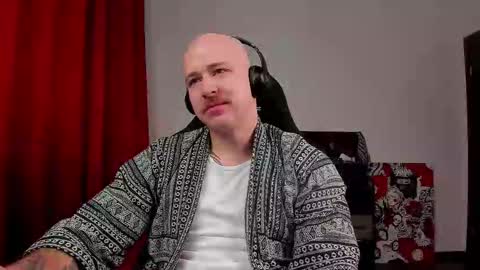 VI online show from 01-18-26, 03:27