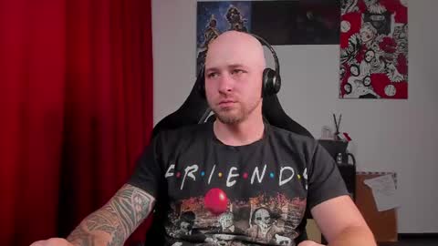 Snapshot of why_you_so_serious chatting on 07-21-26, 04:53 VI online show from 07-21-26, 04:53