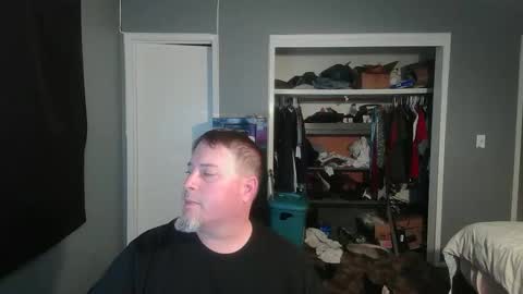Snapshot of whydoidothis77 chatting on 02-17-26, 02:19 whydoidothis77 online show from 02-17-26, 02:19
