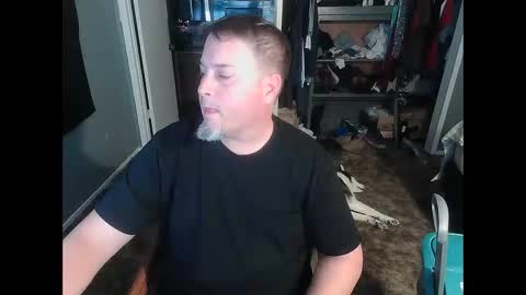 Snapshot of whydoidothis77 chatting on 02-18-26, 04:41 whydoidothis77 online show from 02-18-26, 04:41