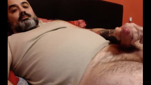 Snapshot of whyiat333 chatting on 12-21-24, 02:52 whyiat online show from 12-21-24, 02:52