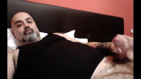 Snapshot of whyiat333 chatting on 09-29-25, 12:21 whyiat online show from 09-29-25, 12:21