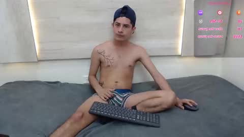 Snapshot of wickedboy_twink chatting on 01-21-25, 03:43 JAISON online show from 01-21-25, 03:43