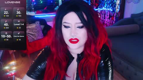 Laura  online show from 01-17-25, 05:21