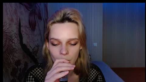 Victoria online show from 09-23-25, 03:09