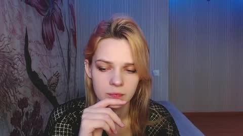 Victoria online show from 03-08-26, 06:06