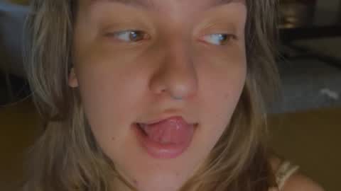 VI online show from 12-18-25, 12:22