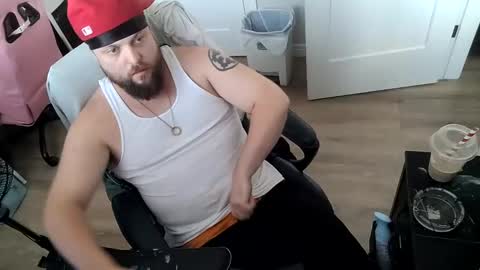 WiggaInAWifebeater online show from 10-06-25, 08:06