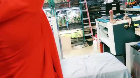 Snapshot of wifen_heels chatting on 01-14-25, 11:58 WifeNheels online show from 01-14-25, 11:58