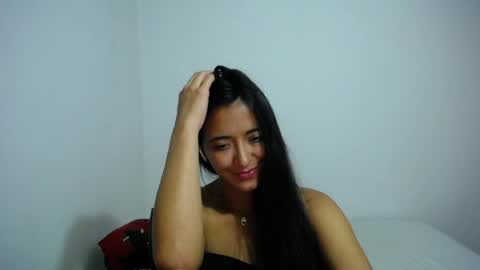 Snapshot of wifhot chatting on 06-22-26, 11:13 Ilauren online show from 06-22-26, 11:13