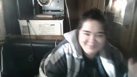 Snapshot of wigper chatting on 01-13-26, 07:19 wigper online show from 01-13-26, 07:19