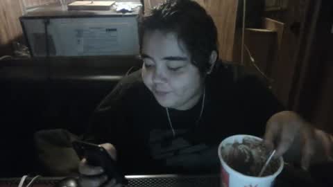 Snapshot of wigper chatting on 01-14-26, 07:25 wigper online show from 01-14-26, 07:25