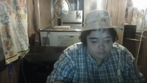 Snapshot of wigper chatting on 03-04-26, 01:55 wigper online show from 03-04-26, 01:55