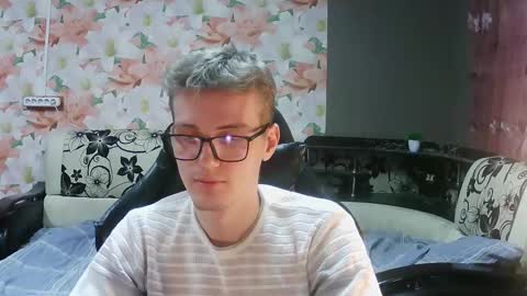 wiiinkyyy online show from 12-22-25, 02:03