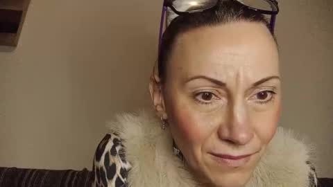 Nataly online show from 11-18-25, 08:46