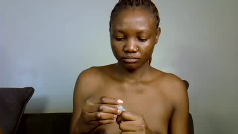 Snapshot of wild_flowerrr chatting on 06-29-26, 11:49 wifey online show from 06-29-26, 11:49