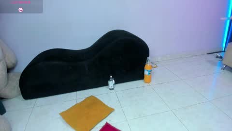 LUCIA VS 2 COCKS online show from 04-17-26, 12:13