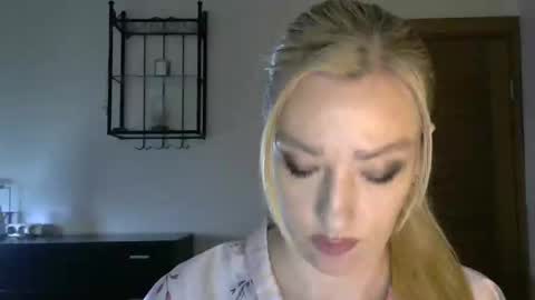 Alina online show from 01-27-25, 11:22