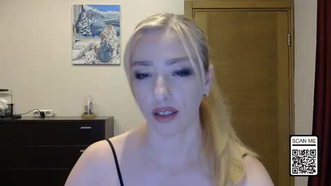 Alina online show from 09-30-25, 01:49