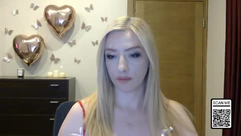 Snapshot of wild_silk_desire chatting on 05-30-26, 02:58 Alina online show from 05-30-26, 02:58