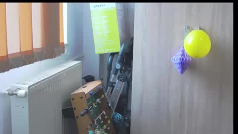 Bea online show from 11-21-25, 07:40